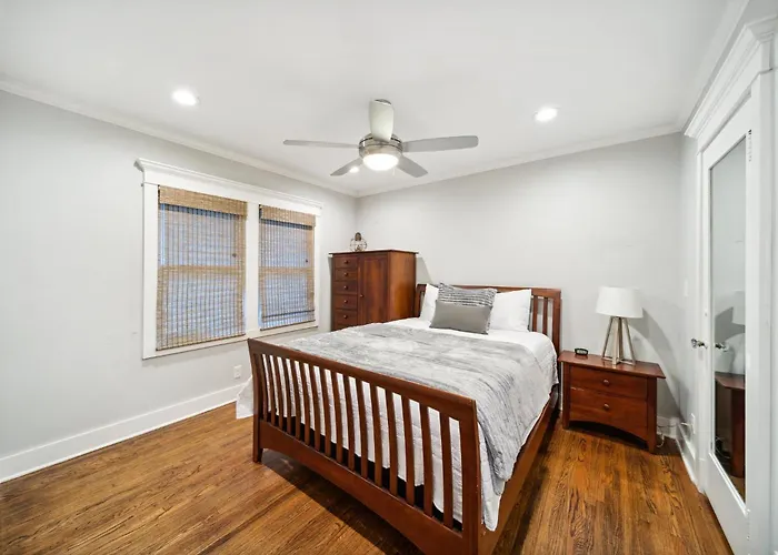 3 Bed, Office, Hot Tub, 2 Min To Cherry St * Tulsa