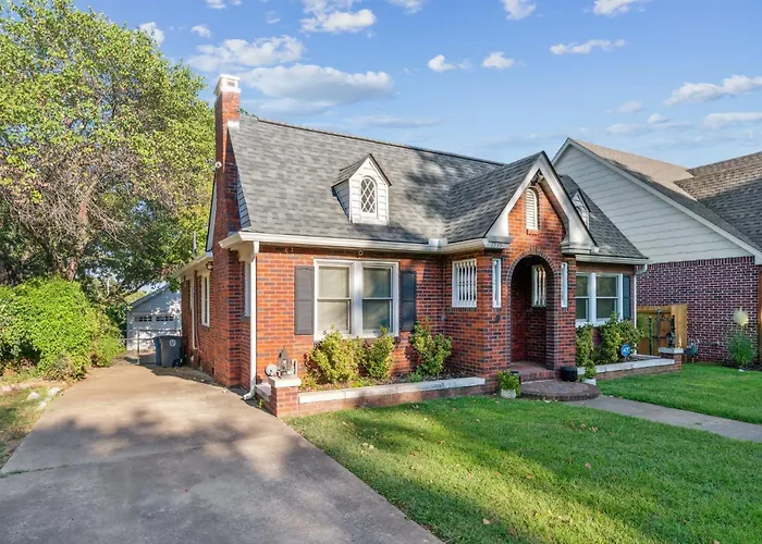 3 Bed, Office, Hot Tub, 2 Min To Cherry St